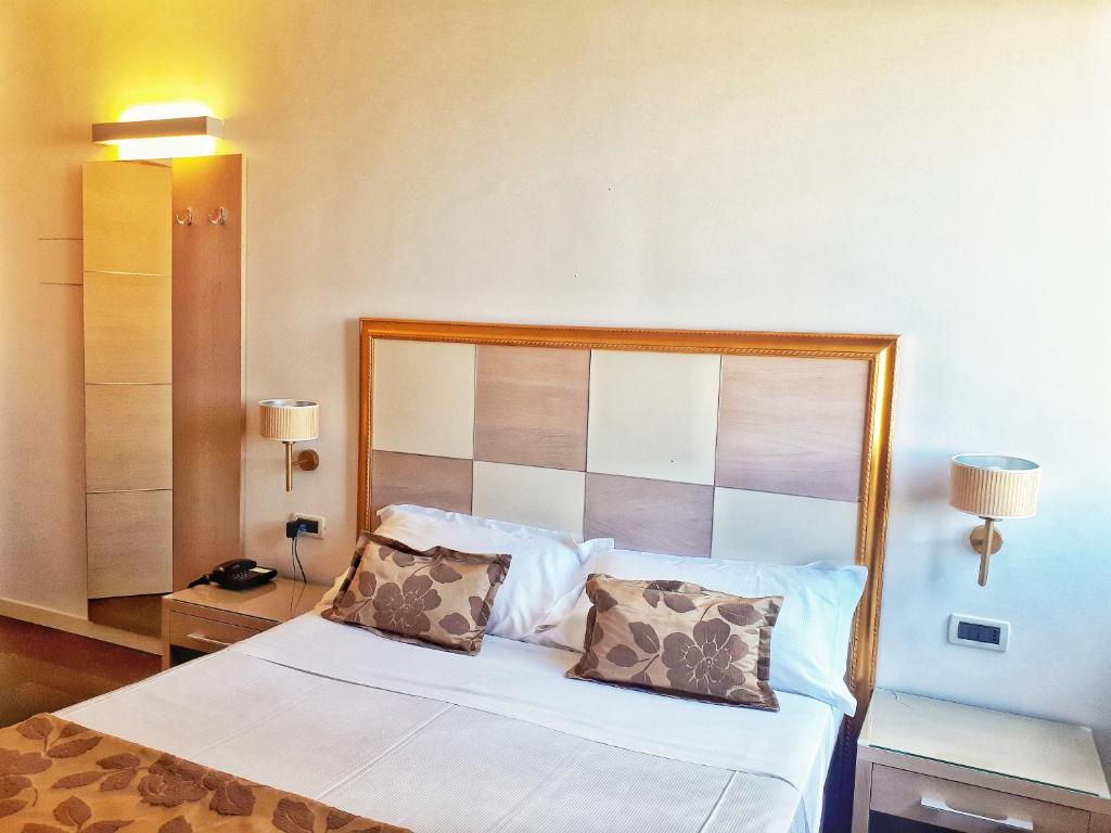 Hotel Le Chevalier - 14