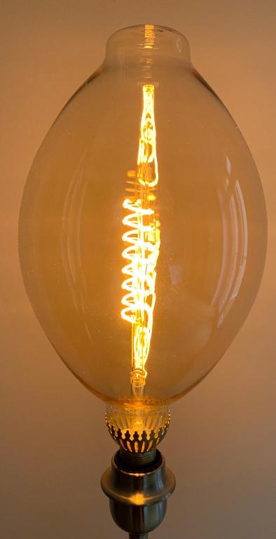 a glass jar with a light inside of it at Apartment mit Balkon in Roßlau in Dessau