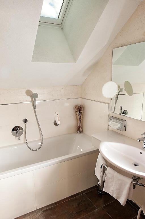 Hotel Kapeller Innsbruck - 17