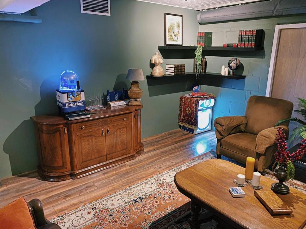 Outside Inn - Resim 42