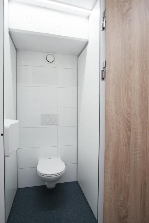 Outside Inn - Resim 26