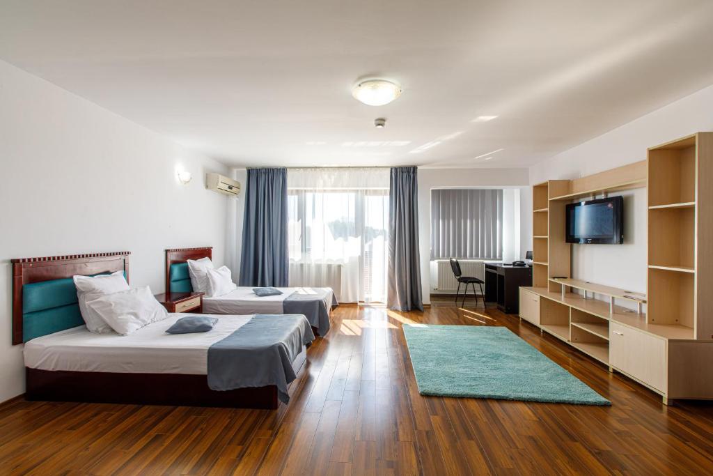 
One-Bedroom Apartment with Balcony
