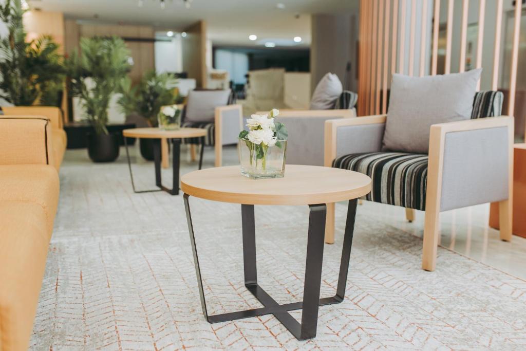 Masa Hotel 5 de Outubro - Resim 42