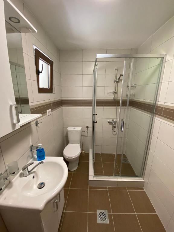 Koupelna v ubytování Apartments Vuković
