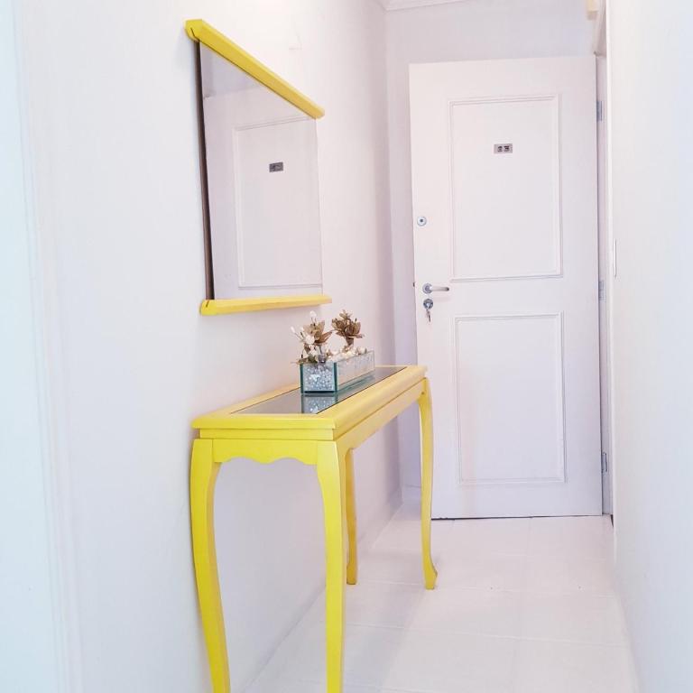  Lemon Beach Guarujá