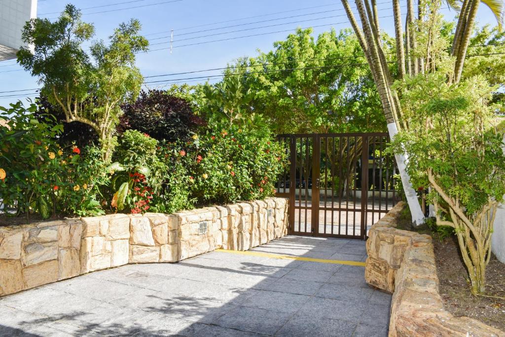  Lemon Beach Guarujá