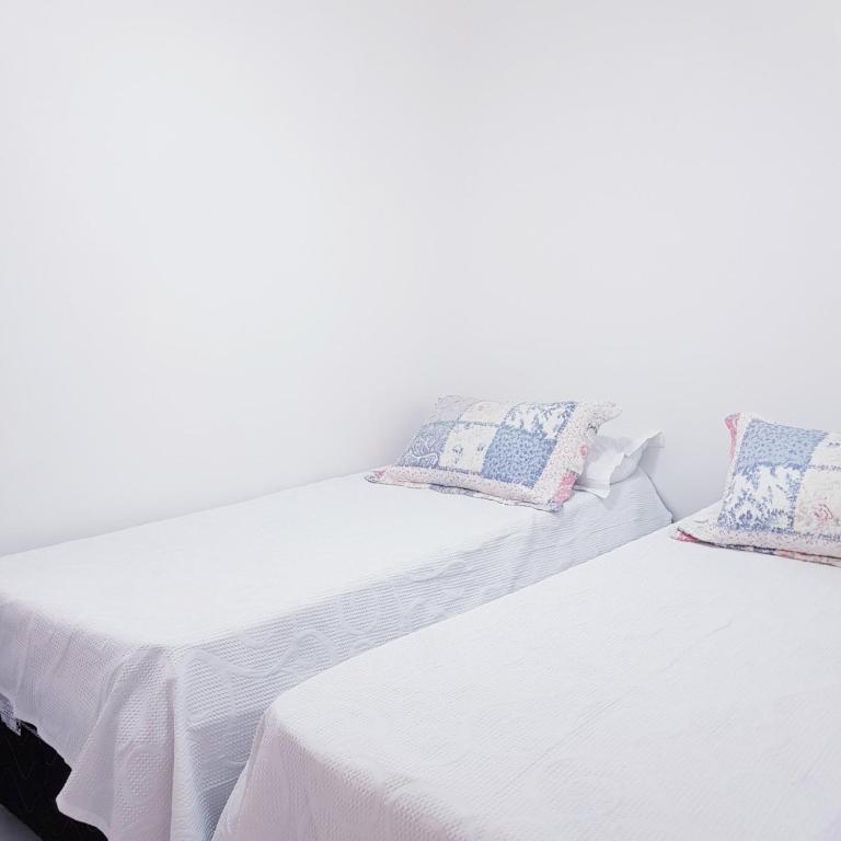  Lemon Beach Guarujá