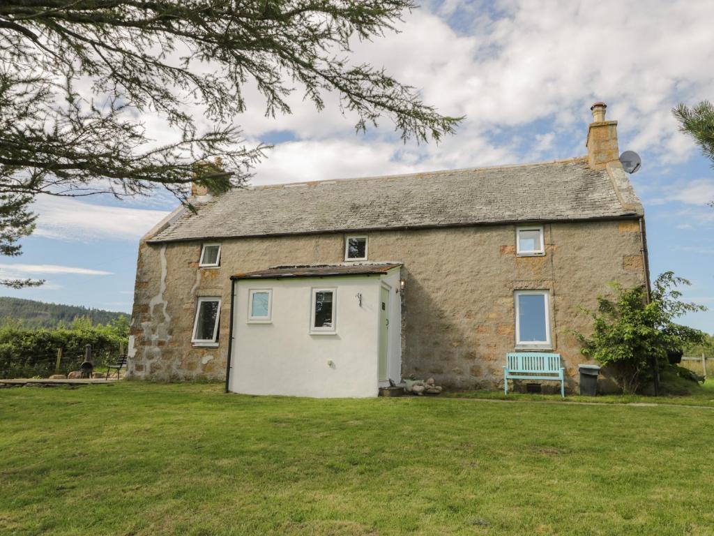 Tomachlaggan Cottage