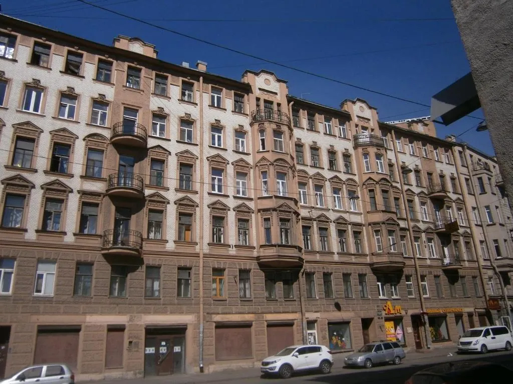 Квартира-студия практически в центре города 300 метров от метро Нарвская, Kudrovo, Russia