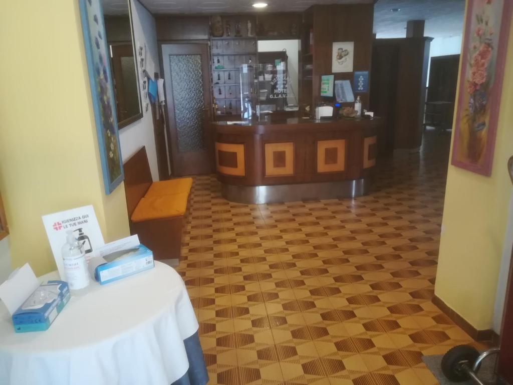 Fotografie z fotogalerie ubytování Hotel Glavjc v destinaci Torno