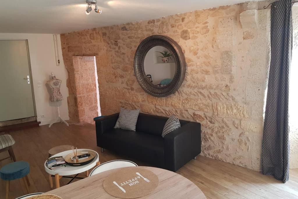 Photo de la galerie de l'établissement Superbe loft t4 de 96 M2 au coeur Périgueux, à Périgueux