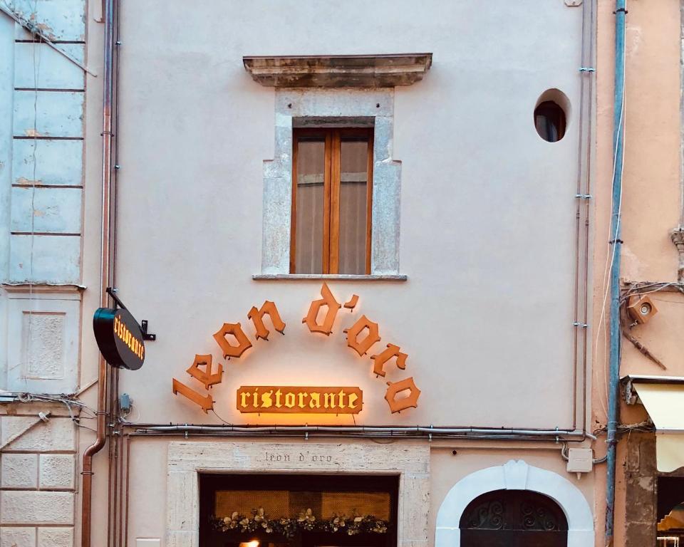 Certifikát, hodnocení, plakát nebo jiný dokument vystavený v ubytování LeonessHouse