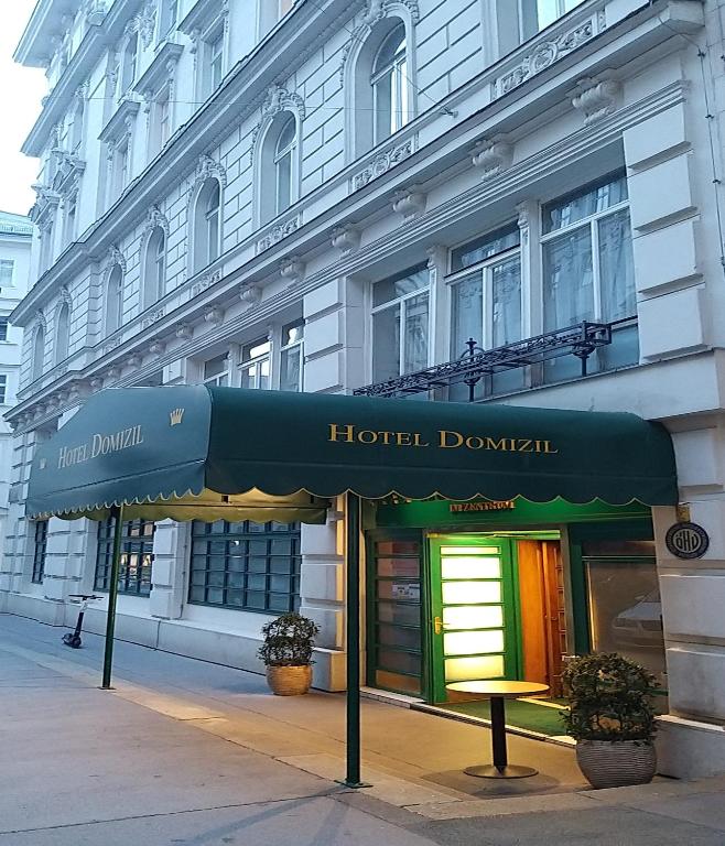 O edifício onde o hotel está situado