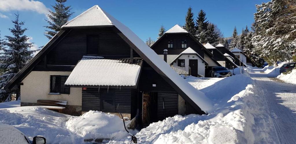 Rogla Chalet Urska v zimě