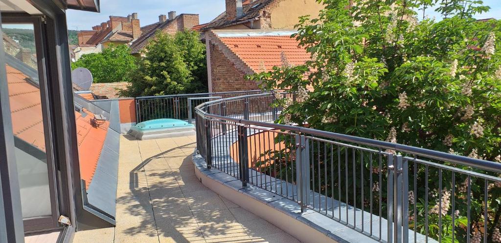 Balkón nebo terasa v ubytování Piacsek Apartmanház
