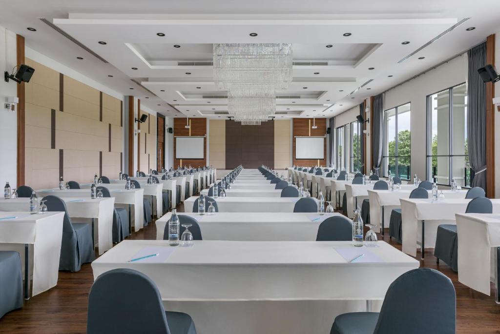 Chainarai Riverside - SHA Plus Certified - Resim 8