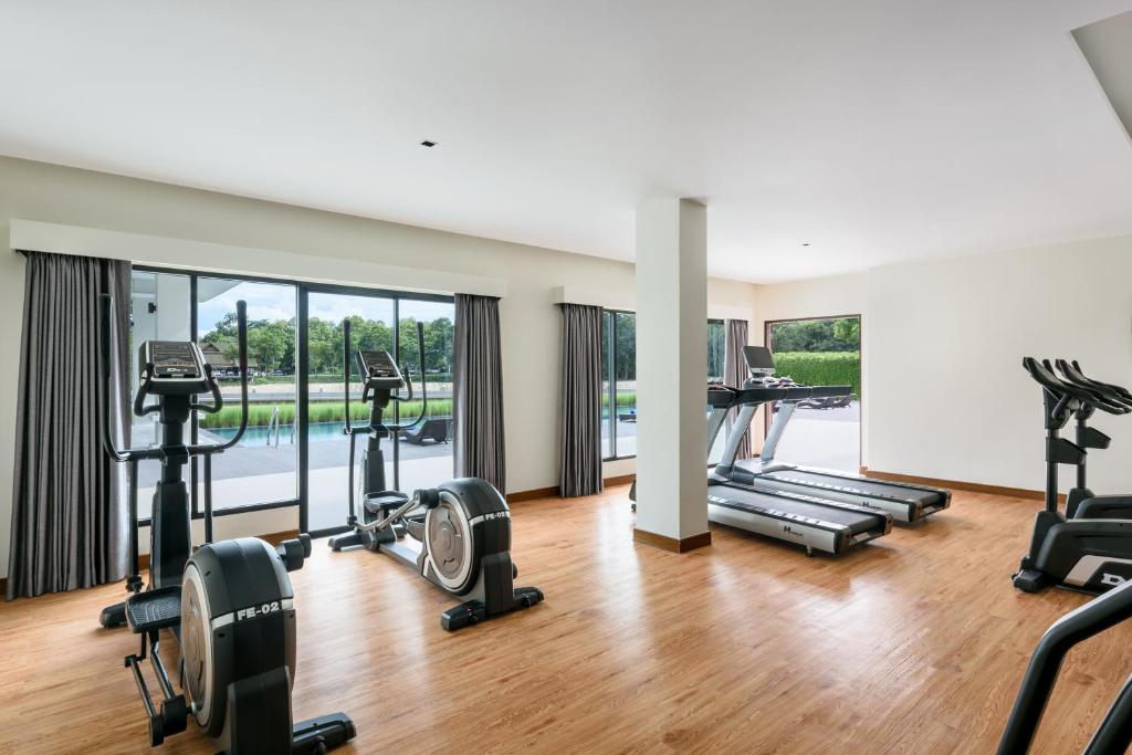 Fitness centrum a/nebo fitness zařízení v ubytování Chainarai Riverside - SHA Plus Certified