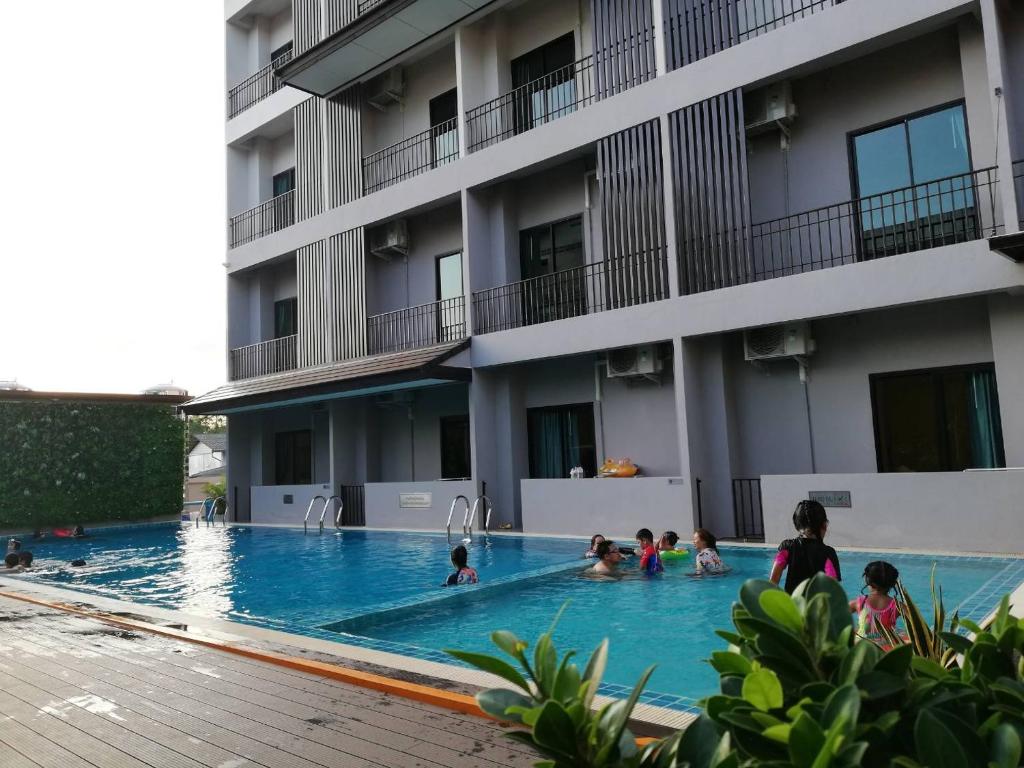 Bazén v ubytování J.P.GRAND HOTEL nebo v jeho okolí