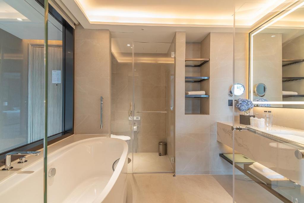 Carlton Hotel Bangkok Sukhumvit photo