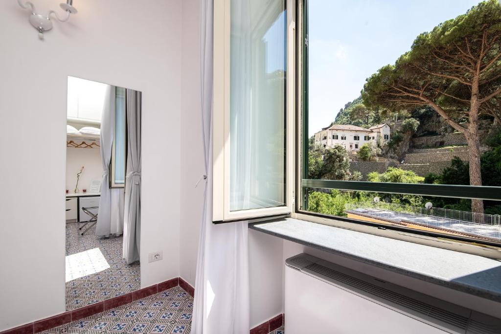 Balkón nebo terasa v ubytování Valle d'Amalfi Suites