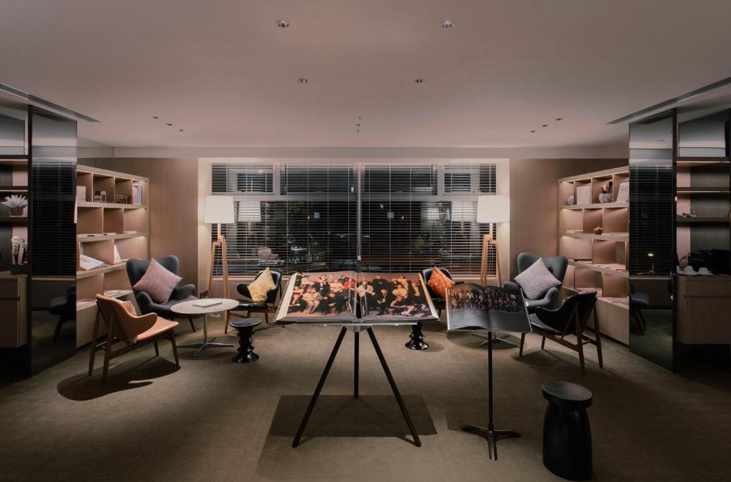 Hotels in Hong Kong