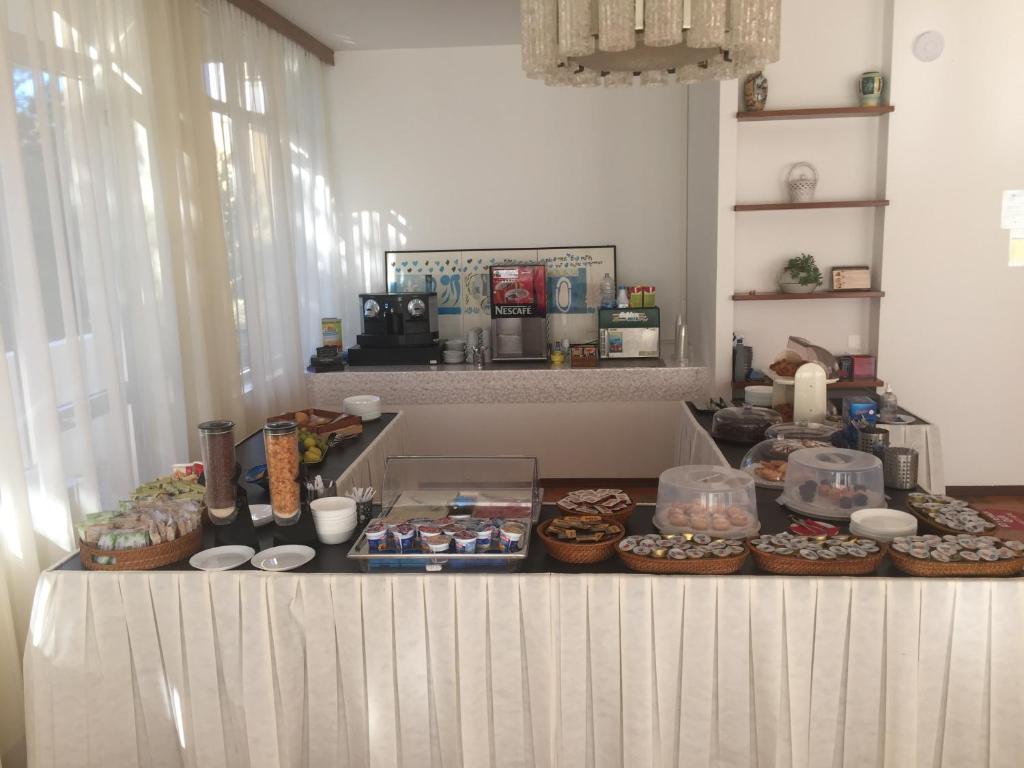 Kuchyň nebo kuchyňský kout v ubytování Hotel B&B Avana