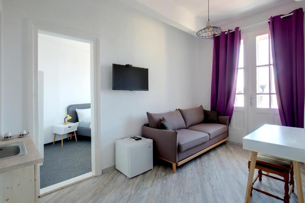 TV a/nebo společenská místnost v ubytování Hostel Musala