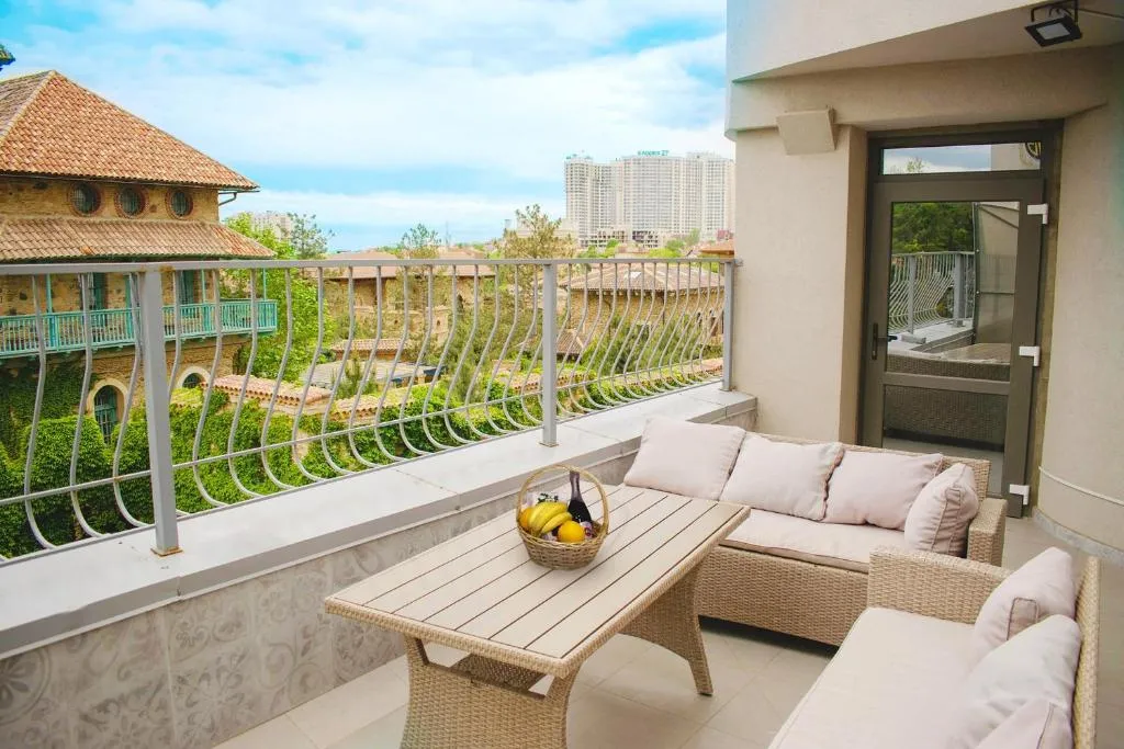Best Apartment with Terrace, Odesa, Ucraina