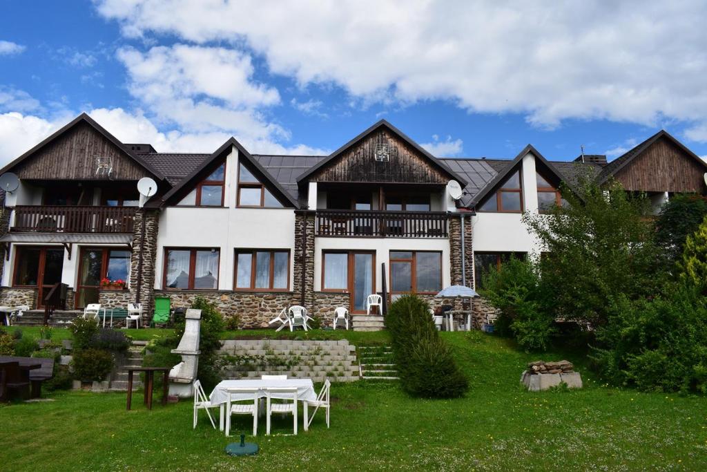 Zahrada ubytování Apartmány Kubova Huť