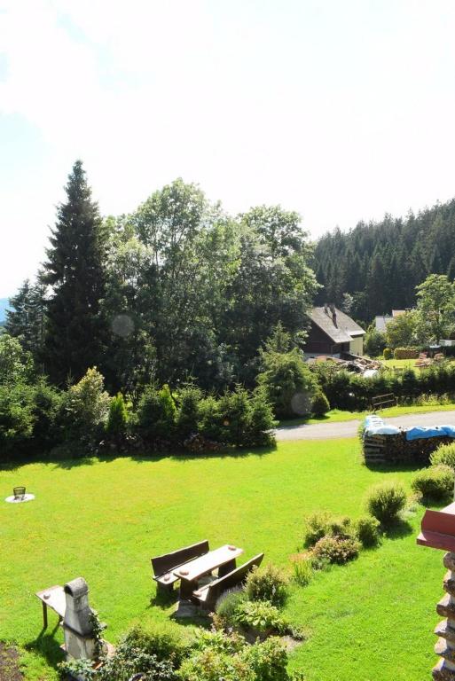 Zahrada ubytování Apartmány Kubova Huť