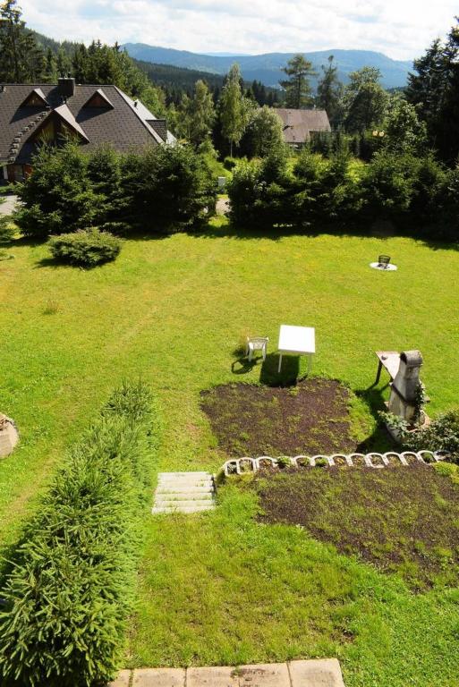 Zahrada ubytování Apartmány Kubova Huť