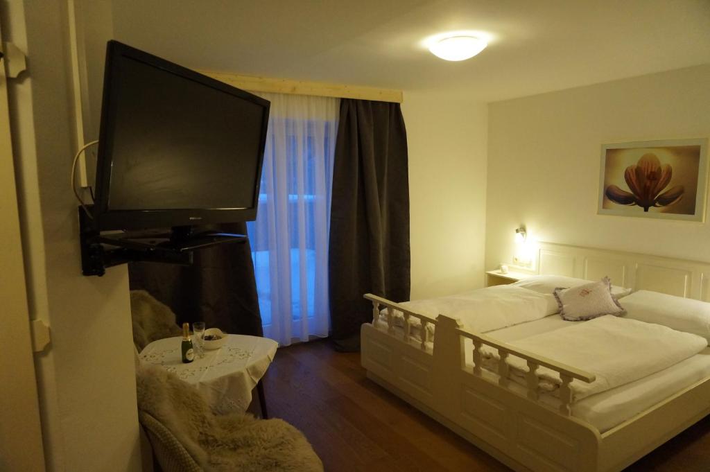 Posteľ alebo postele v izbe v ubytovaní Haus Senoner