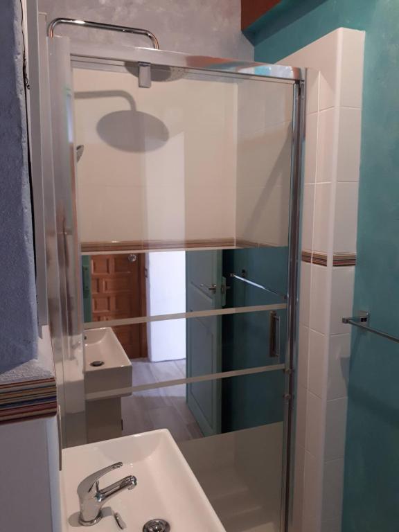 A bathroom at Casa de Bello