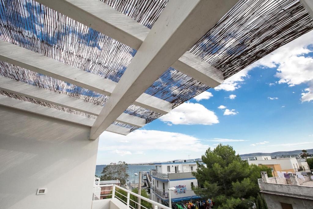 Balkón alebo terasa v ubytovaní Via Del Faro Apartments