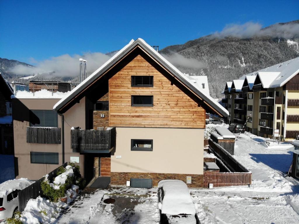Nespecifikovaný výhled na hory nebo výhled na hory při pohledu z apartmánu