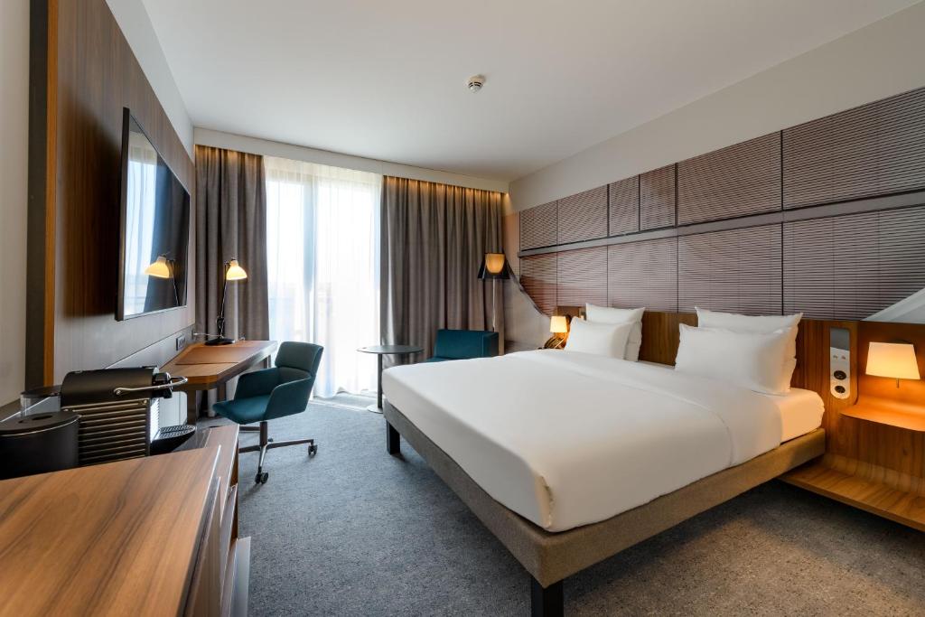 Novotel Regensburg Zentrum - 7