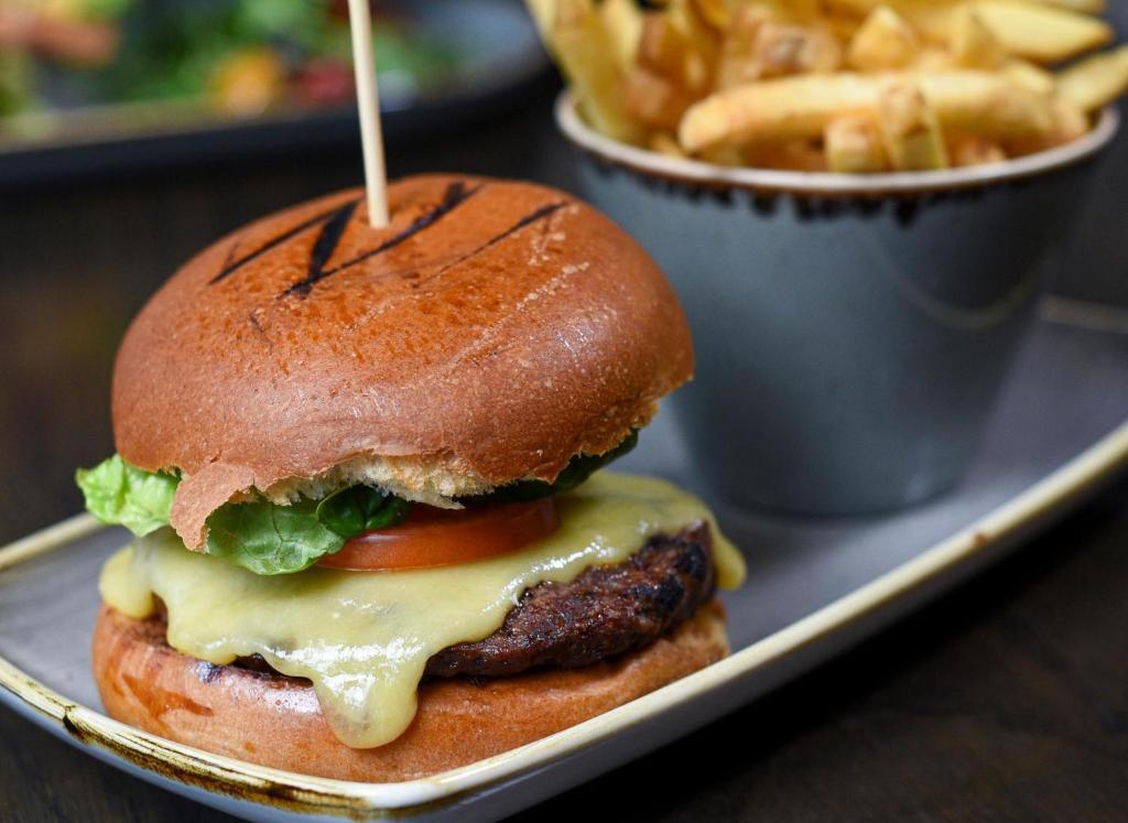 The Trinity City Hotel - Resim 16