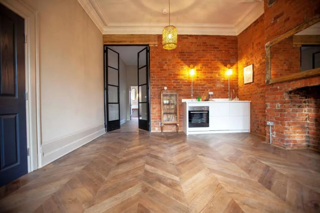 Spring House D, Manchester, Marea Britanie