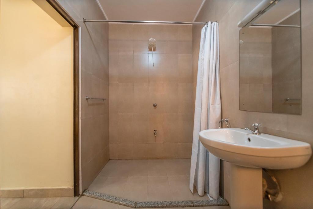 Koupelna v ubytování Joy Palace Hotel