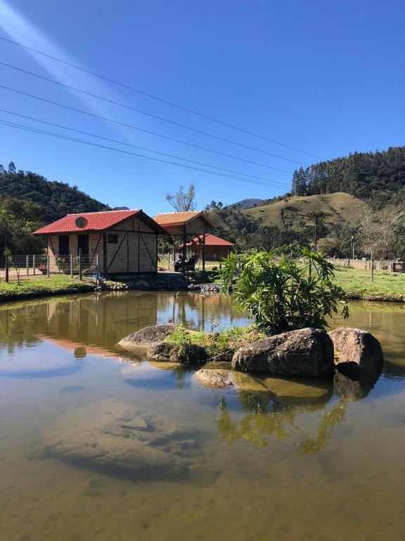  Caminhos da Serra do Tabuleiro - Chalé do Lago