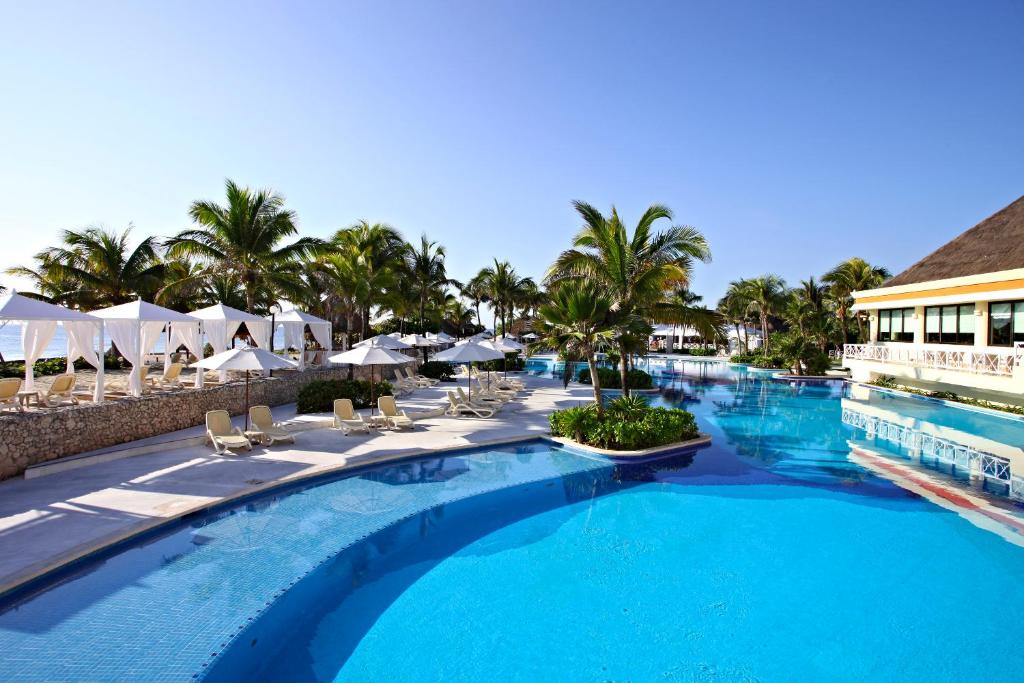 Bahia Principe Explore Akumal - All Inclusive