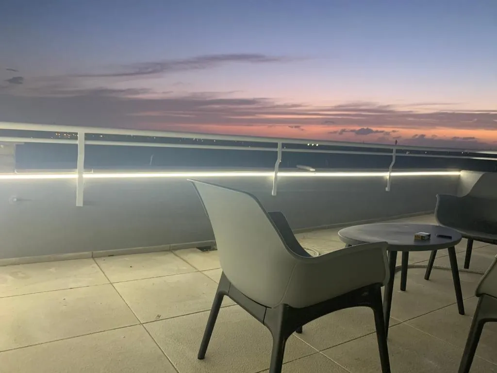 Penthouse aureliana attico con piscina a roma, Roma, Italia