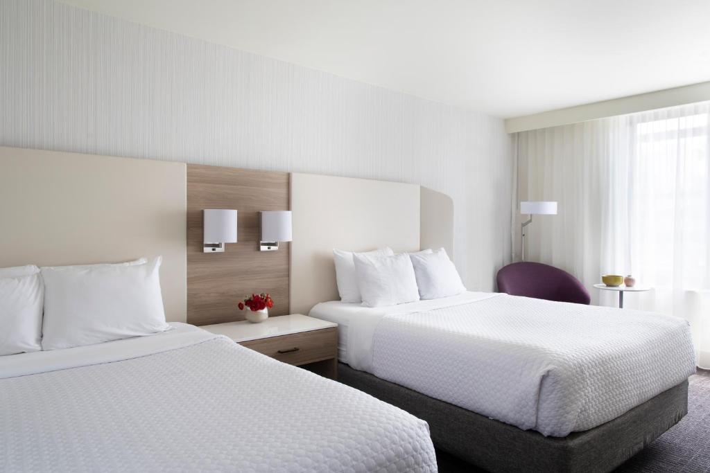 Crowne Plaza Atlanta Perimeter at Ravinia, an IHG Hotel - 