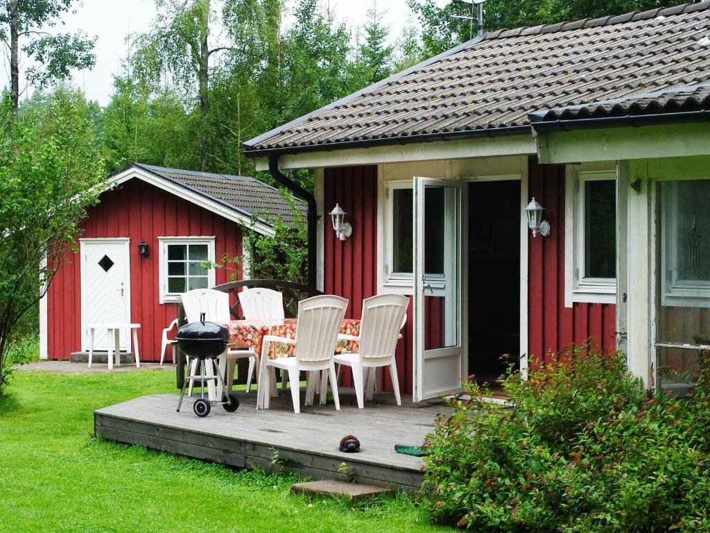 Zahrada ubytování 6 person holiday home in HÅCKSVIK-By Traum