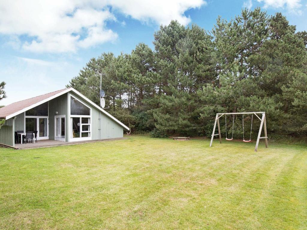 Zahrada ubytování 10 person holiday home in Dannemare-By Traum