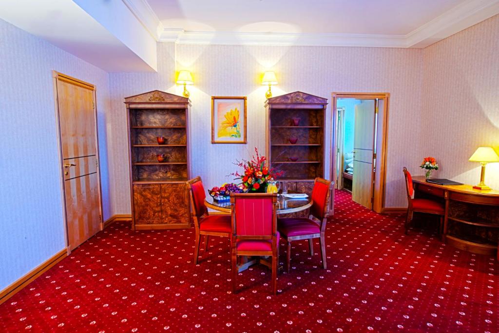 Capitol Hotel Jumeirah Dubai - Resim 28