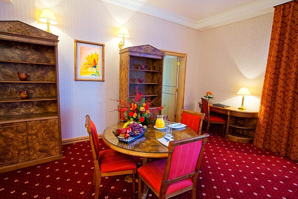 Capitol Hotel Jumeirah Dubai - Resim 26