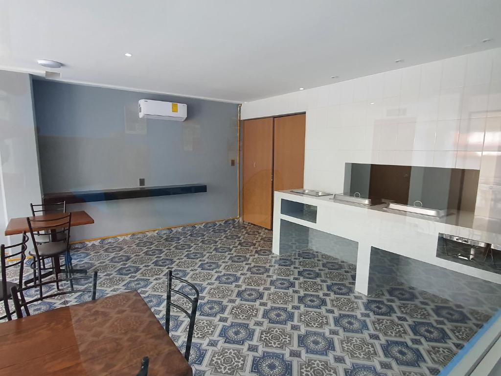 Kuchyň nebo kuchyňský kout v ubytování Hotel Jar8 Acuario enfrente al Acuario de Veracruz
