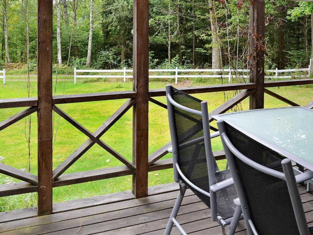 Zahrada ubytování 4 person holiday home in Gränna