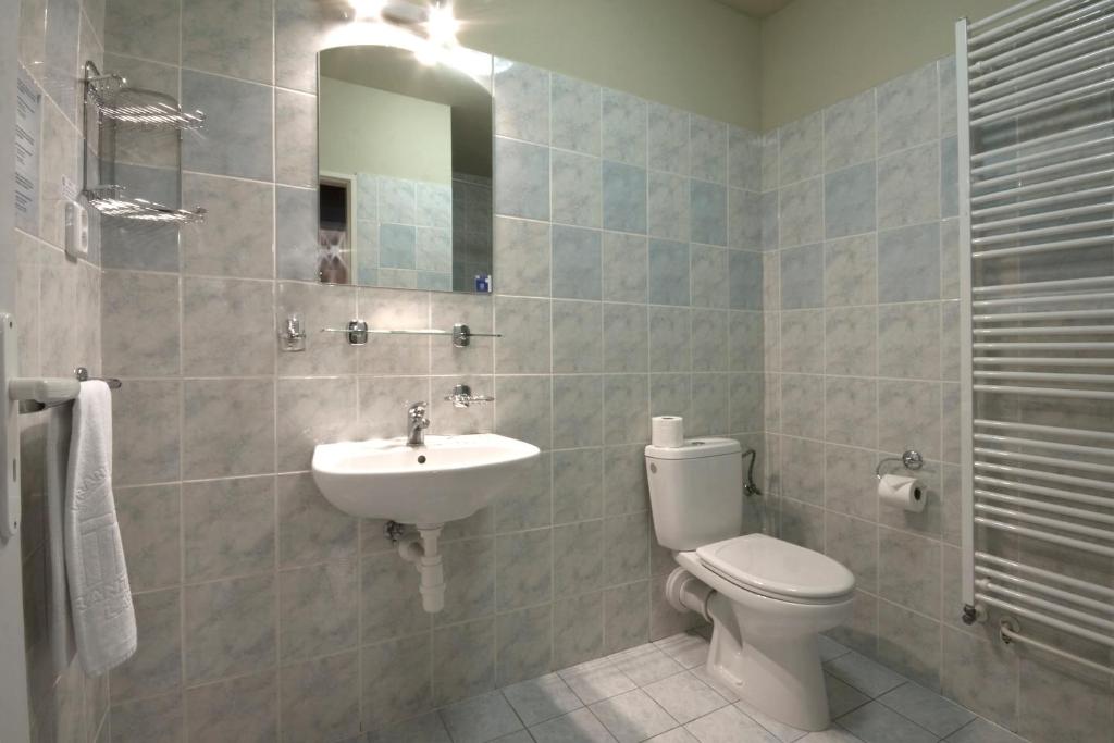 Koupelna v ubytování Hotel Metropol